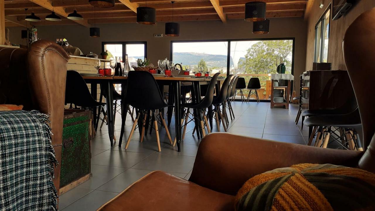 Hotel Glamping Hills Santa Comba de Rossas Exteriér fotografie