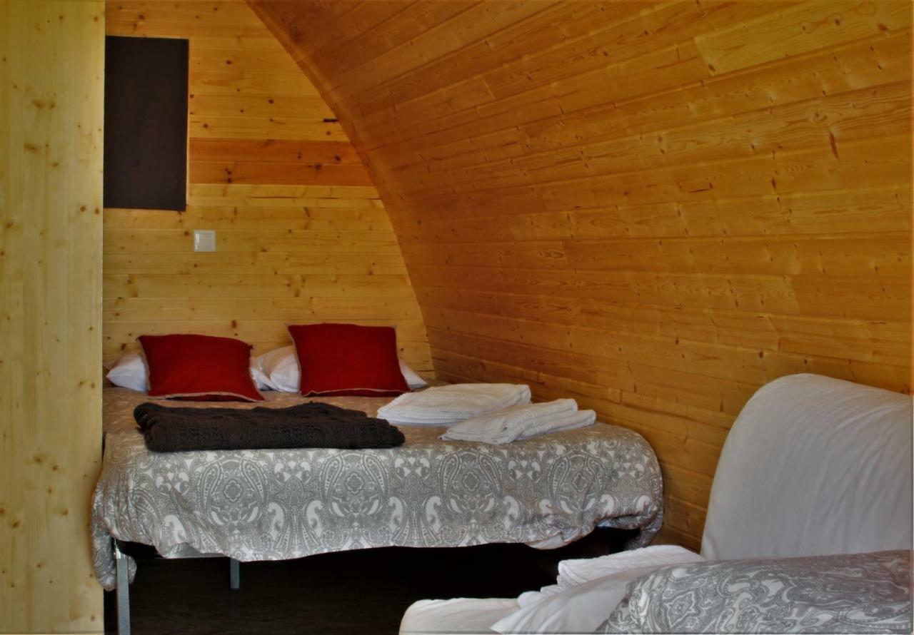 Hotel Glamping Hills Santa Comba de Rossas Exteriér fotografie