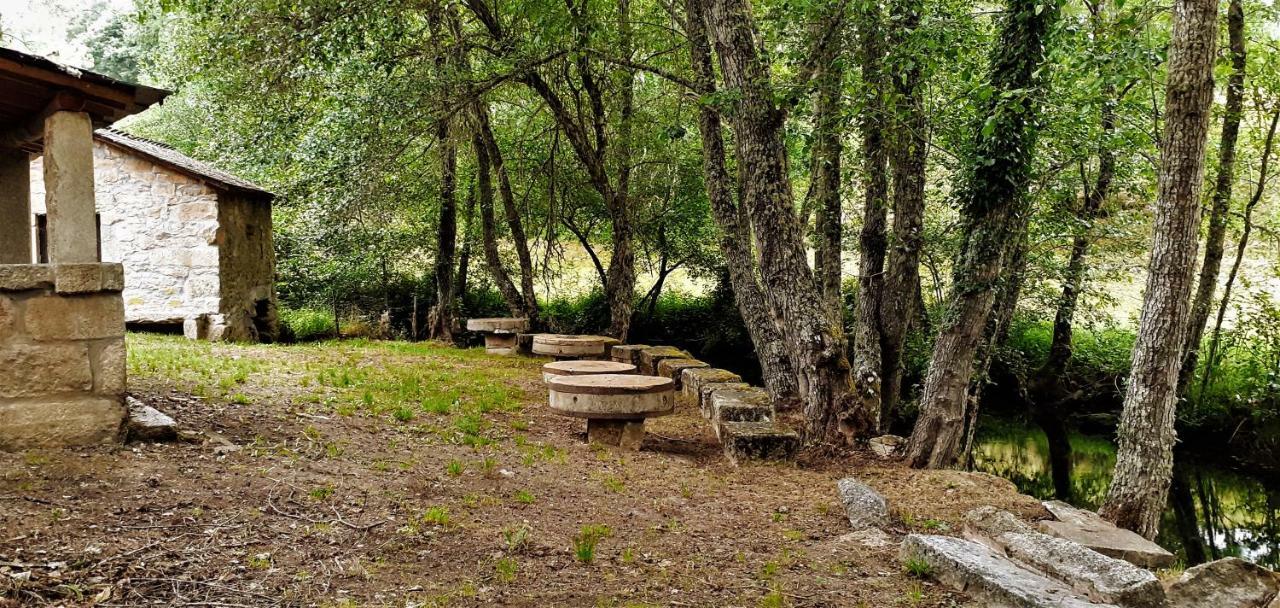 Hotel Glamping Hills Santa Comba de Rossas Exteriér fotografie