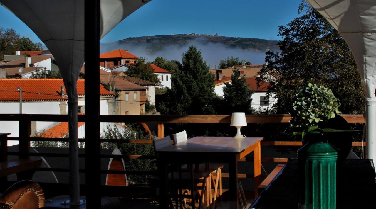 Hotel Glamping Hills Santa Comba de Rossas Exteriér fotografie