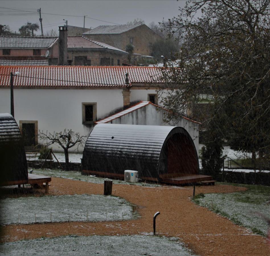 Hotel Glamping Hills Santa Comba de Rossas Exteriér fotografie